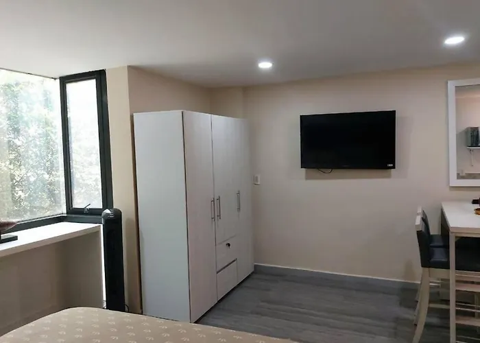 Lovely Loft At The Business Heart Of *